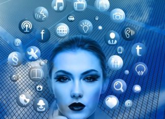 Το Facebook αναπτύσσει ρομπότ που συνομιλούν και διαπραγματεύονται