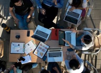 Δωρεάν Wifi σε 8.000 δήμους της ΕΕ έως το 2020