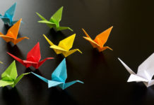 Η ιστορία πίσω από το Origami, πτυσσόμενο χαρτί