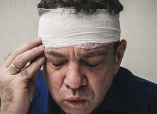 Οι κρανιοεγκεφαλικές κακώσεις αυξάνουν τον κίνδυνο άνοιας