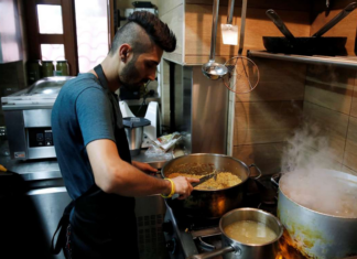 Aρωμα Μέσης Ανατολής στο Μεταξουργείο