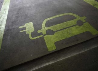 Γαλλία: Νέες επιδοτήσεις για τη μετάβαση στα ηλεκτρικά αυτοκίνητα