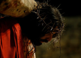 ΝΕΟ «ΠΑΣΧΑΛΙΝΟ ΠΥΡΟΤΕΧΝΗΜΑ» ΑΠΟ ΤΟΥΣ ΧΡΙΣΤΙΑΝΟΜΑΧΟΥΣ: ΨΑΧΝΟΥΝ ΤΟ DNA ΤΟΥ ΧΡΙΣΤΟΥ!