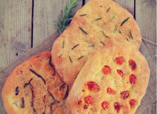 Καθαρά Δευτέρα | Η πιο εύκολη και νόστιμη συνταγή για λαγάνα