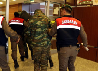 Διασύρουν και τον στρατό