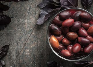 Οι ελιές Καλαμάτας είναι το νέο superfood σύμφωνα με το «Medicinal Research Reviews»