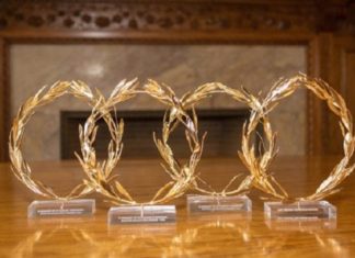 Στεφάνια από την Ελλάδα για του νικητές του Μαραθωνίου της Βοστώνης