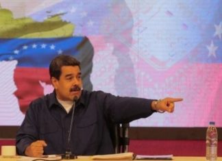 Μαδούρο: «Ανεπιθύμητο πρόσωπο» ο Αμερικανός επιτετραμμένος