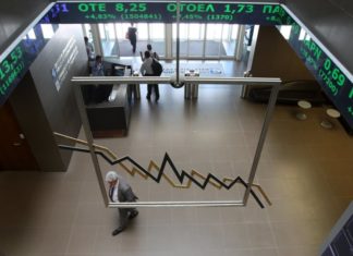 «Κατέρρευσε σαν χάρτινος πύργος» το Χρηματιστήριο Αθηνών: Πτώση 1,79%