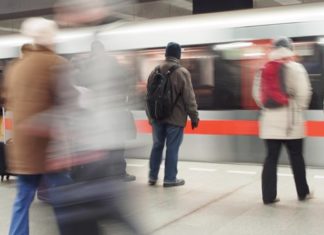 Μια διαδρομή με το μετρό ικανή να μαζέψει όλα τα μικρόβια της πόλης